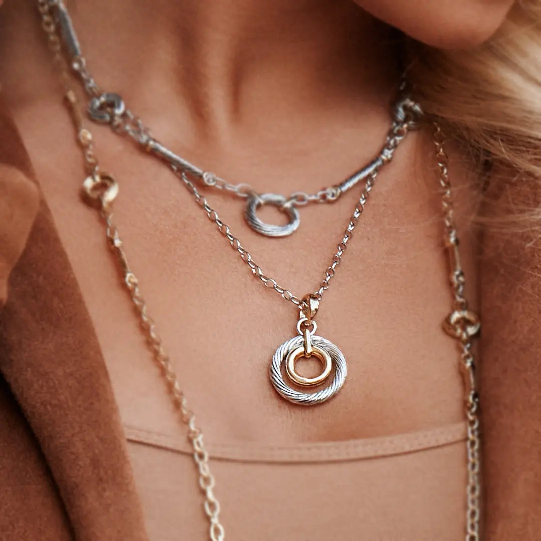 Cordão Collection - Circle With Inset Pendant Necklace John Medeiros Jewelry Collections